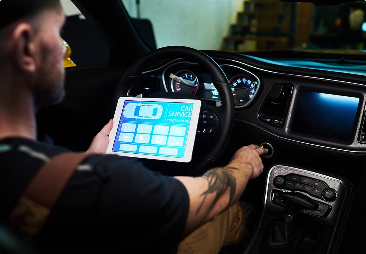 Dynamic calibration proccess on a vehicle.